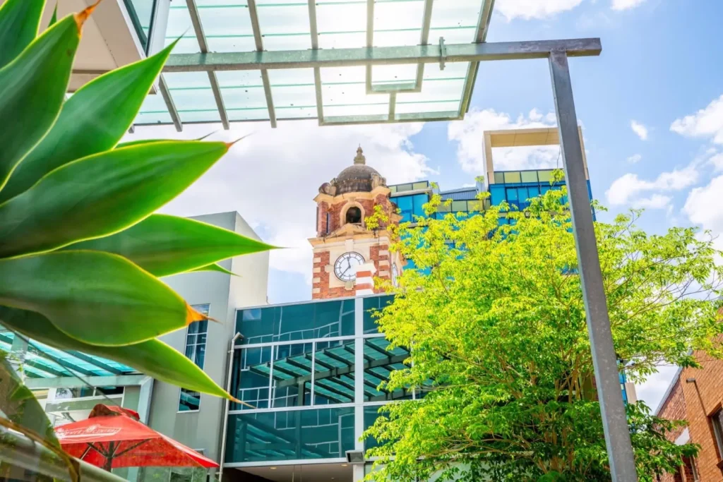 https___bucket-api.commercialrealestate.com.au_v1_bucket_image_2015830137_7_1_191219_044748-w1600-h1067